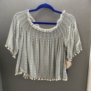 Rue21 Sadie Robinson Off The Shoulder Top